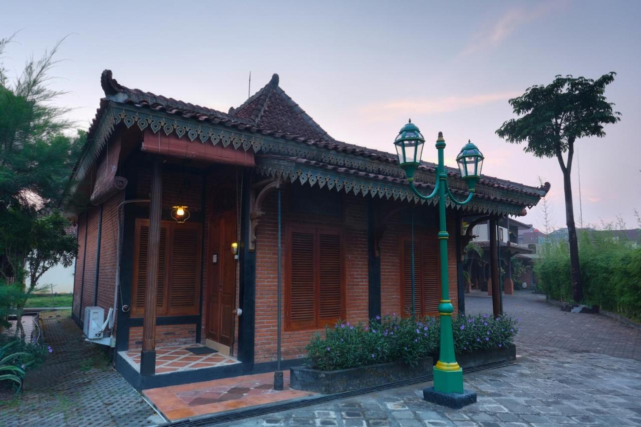 Melva Balemong Hotel Ungaran Exterior foto
